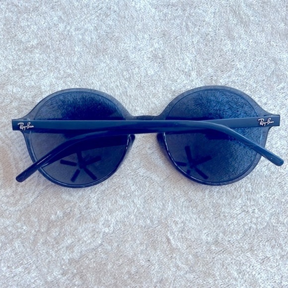 NWOT Ray-Ban Retro 60s Round Frames Translucent Blue Sunglasses main image 10